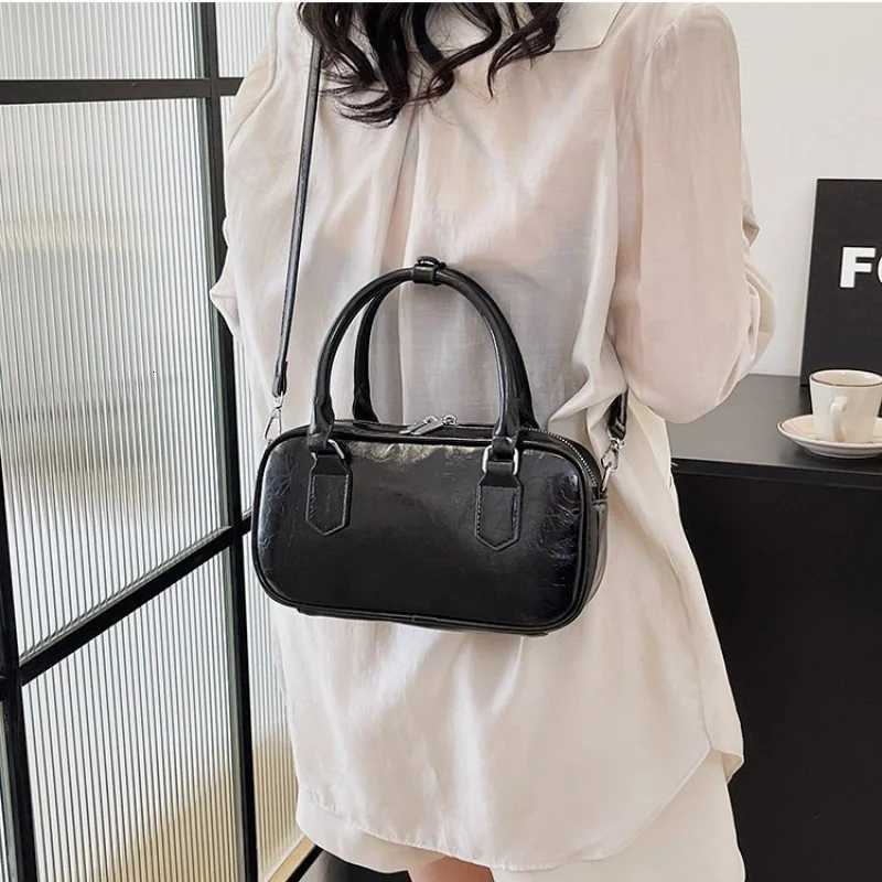 Elegant-classy 2025 New Ladies Luxury Brand Leather Hand Bag Famous Designer Vintage Popular ClassicT251122