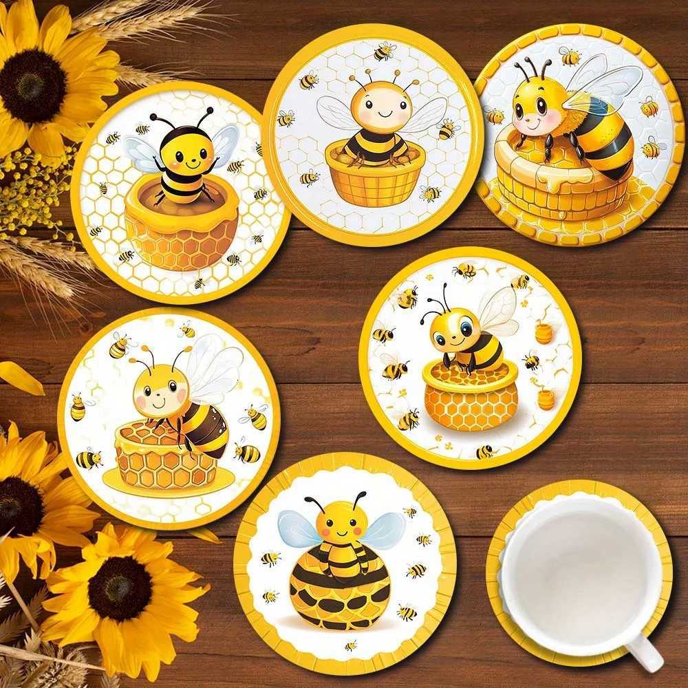2D Non-Slip Round Wooden Coasters Bee Themed Pattern Art Coasters Heat Resistant Home Decor Gift Multifunctional Decoration C251122