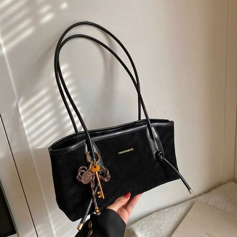 Luxury Famous Handbag For Women Leather Messenger Bag Shoulder Crossbody Bag Elegant Classic DesignerT251122