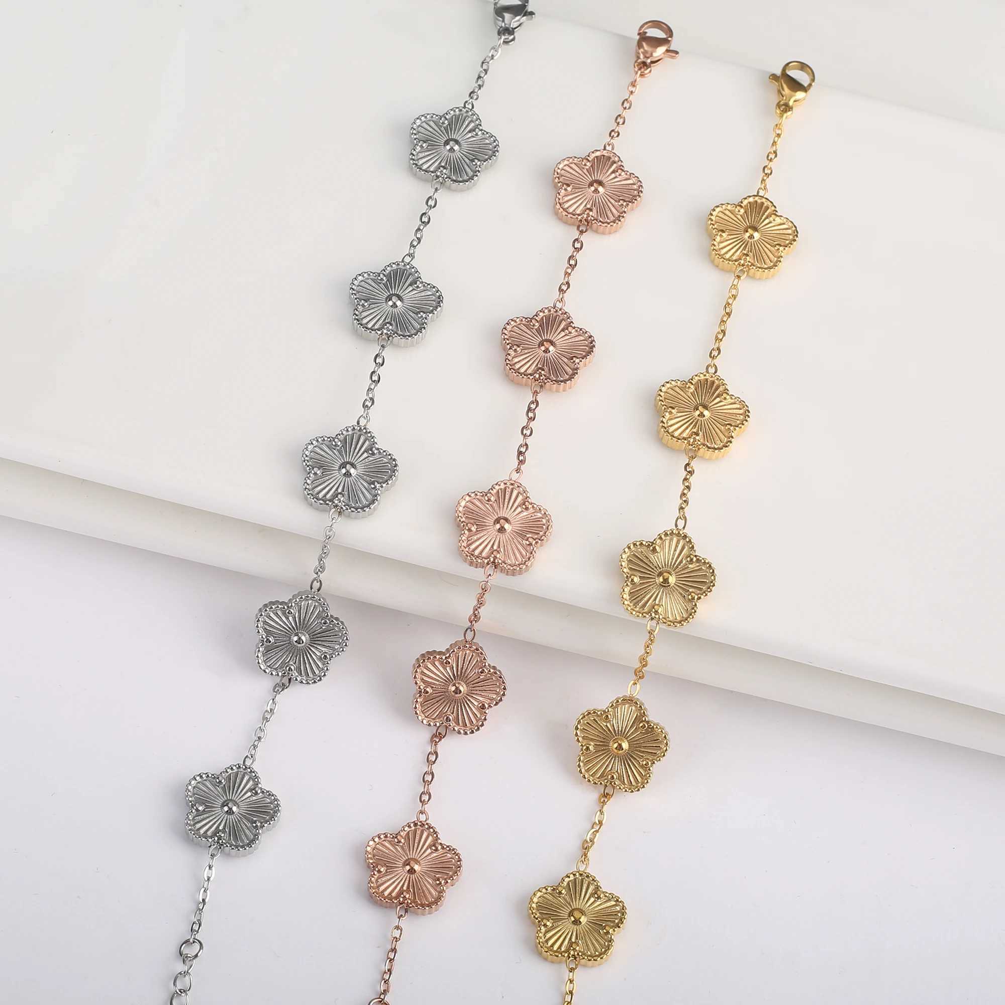 Hot Sale StainlESS Steel Laser Five leaf Flower Petal Adjustable Bracelet Classic for Woman Girl Brand Jewelry Party Gift J251122