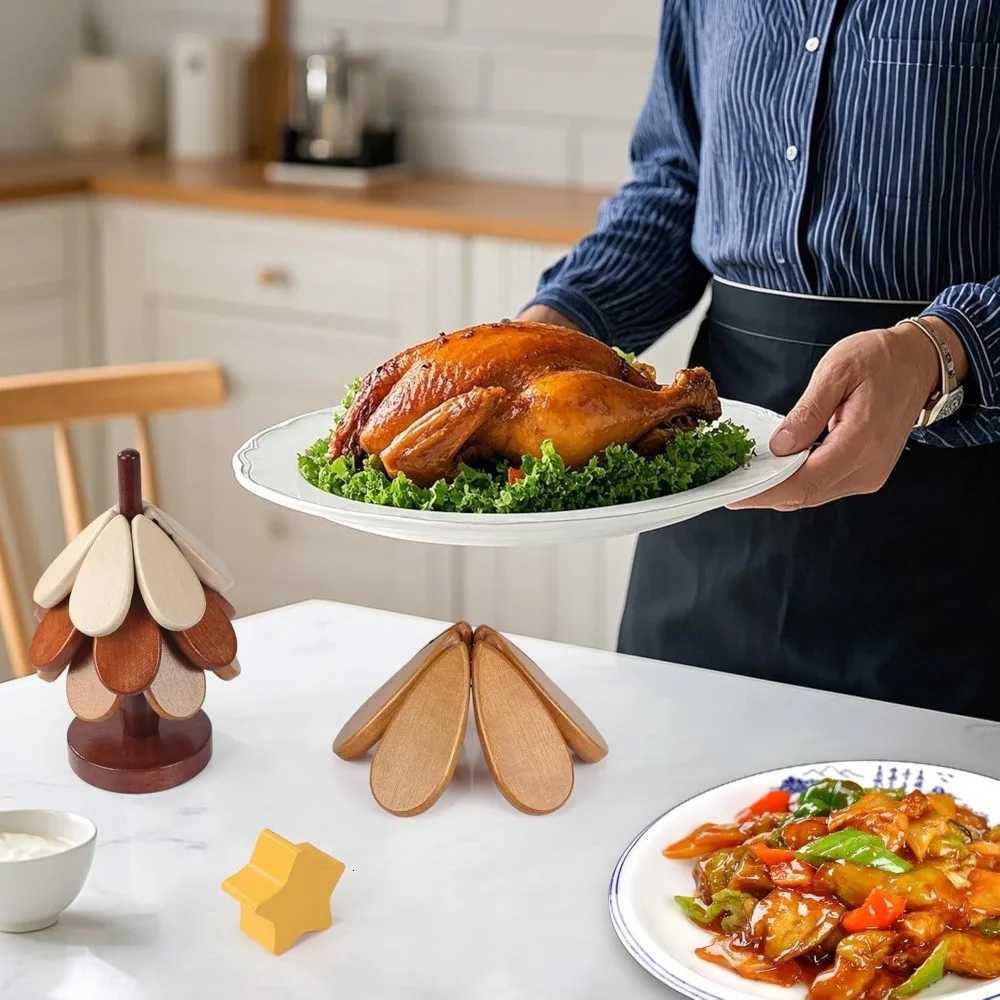 Christmas Wooden Coaster Trivet Wooden Tree Shaped Coaster Mat Wooden Set of 3 Home and Restaurant Tabletop Decorative Coasters C251122