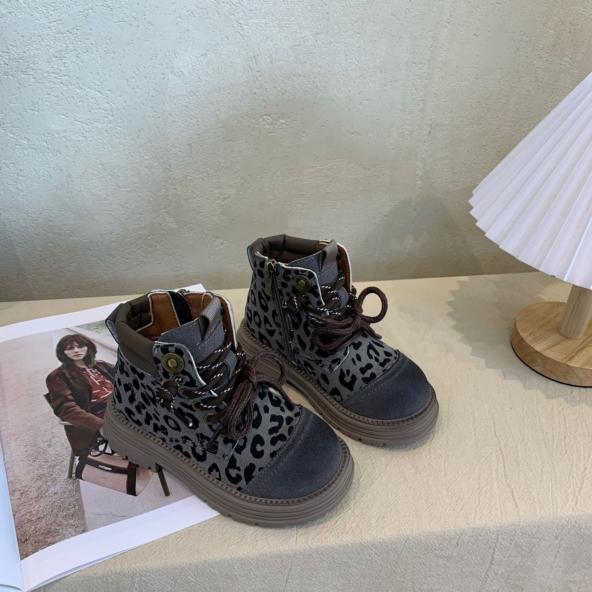 New designer shoes Children s Leather Boots Autumn New British Style Round Toe Low Cut Leopard Print Martin Boots Girls Fashion Versatile Trendy Short