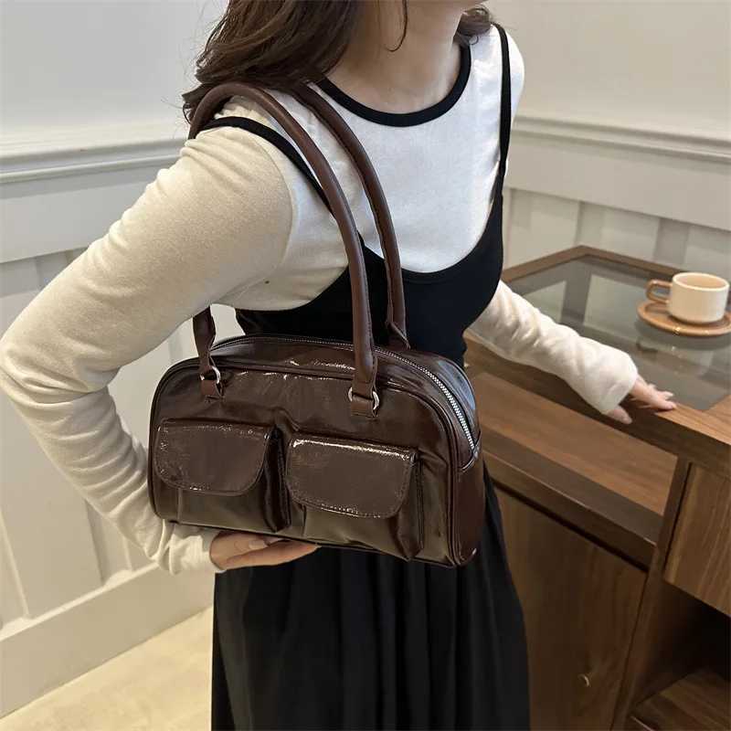 Retro Personality Commuter Double Ket Handbag Fashionable Underarm Single Shoulder Bag Small Design Autumn New Style bolsasT251122