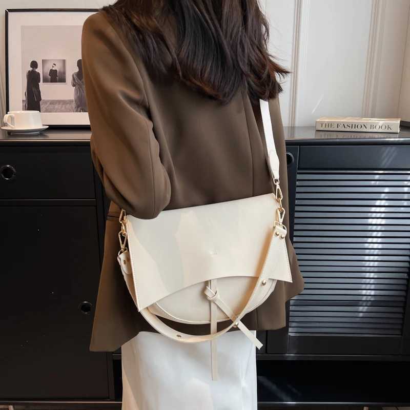 High quality womens small Pu leather handbag saddle bag casual womens shoulder bag designer womens cross bag Z250421-1