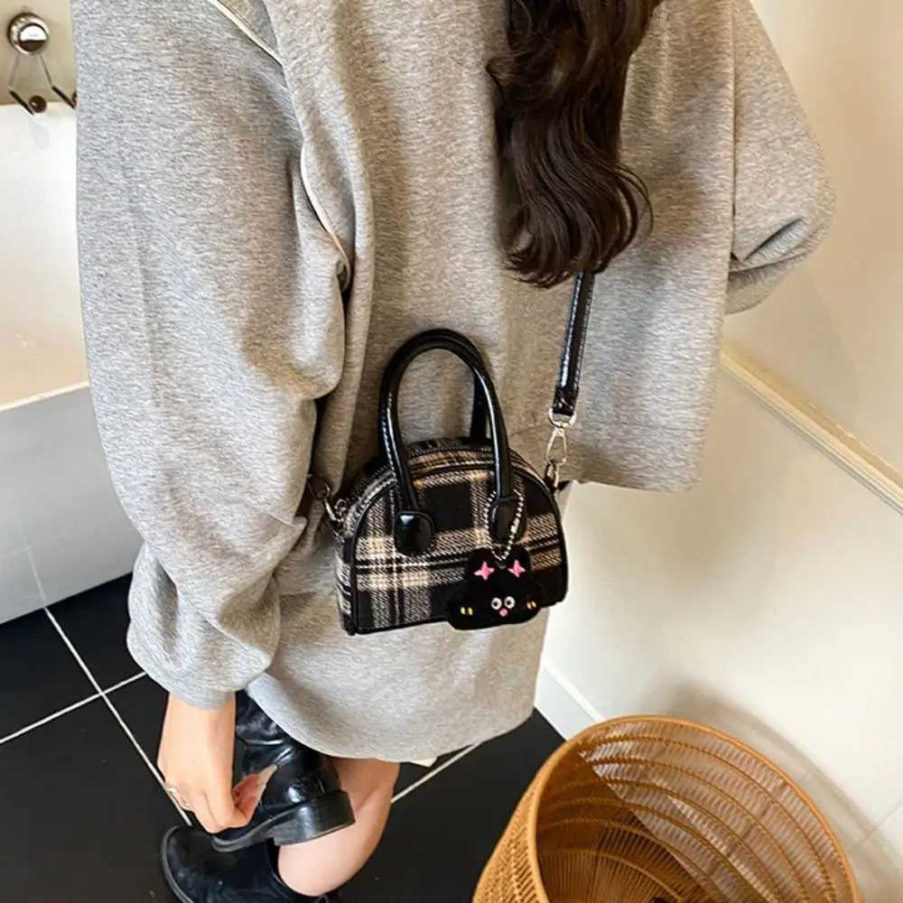 Fashion French Style Woolen Plaid Bowling Bag Elegant Cloth Boston Shoulder Bag Large Capacity PU Leather Women Handbags WomenT251122