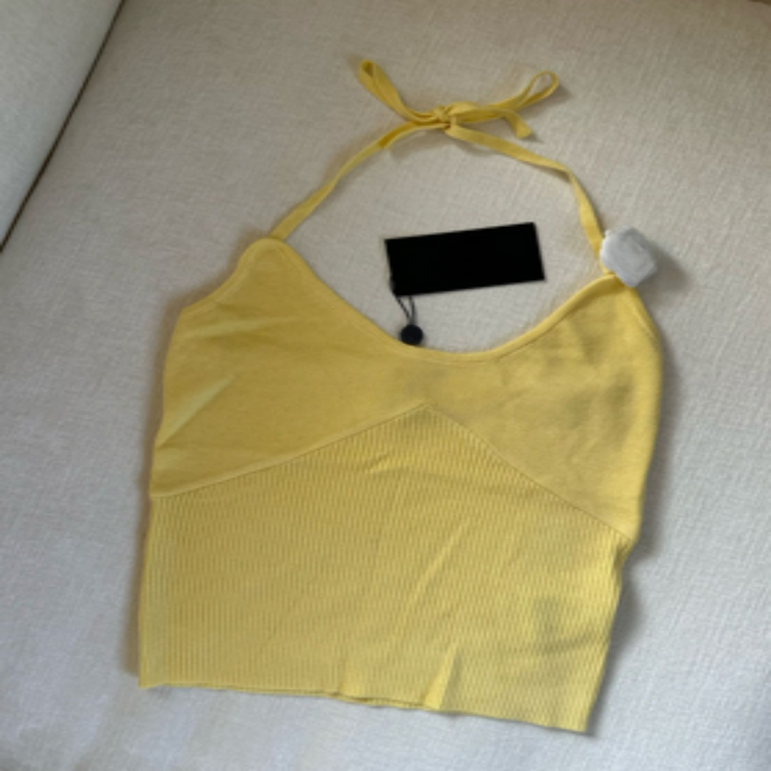 Robe de camis sans bretelles minceur légère pour les femmes - Tampon de poitrine confortable inclus (modèle) V0001