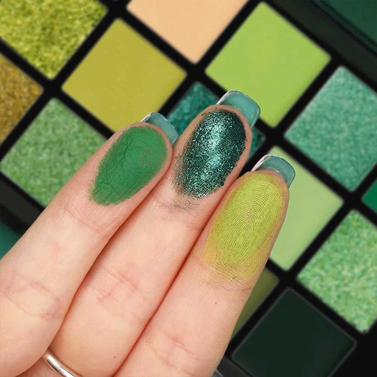 UCANBE 15 Shades Eyeshadow Palette Shimmer Glitter Matte Matellic Eye Shadow Makeup PaletteT251122