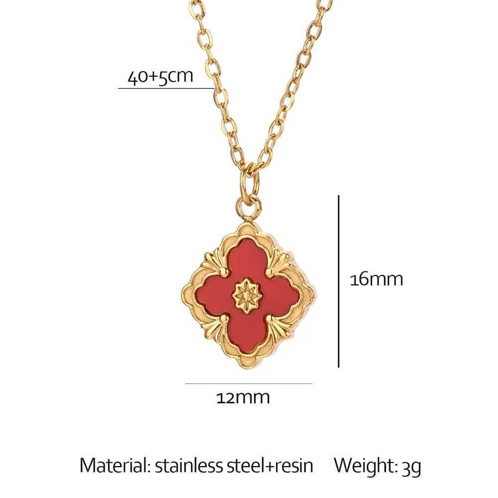 TOHM Vintage Diamond Shaped Four Leaf Flower Necklace for Women Stainless Steel Collarbone Chain Accessory J251122