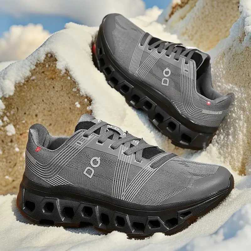 Mens featherweight runner agile and elegant equipped with anti slip mesh suitable for tennis to trail comfortC250425