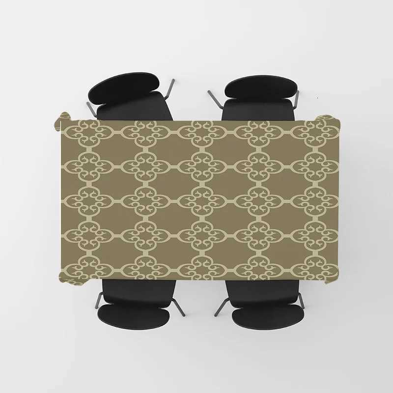 Green and Gold Printed Tablecloth with Elegant Floral Design for Home Dining Room Decoration Set includes table cloth 4 place C251122