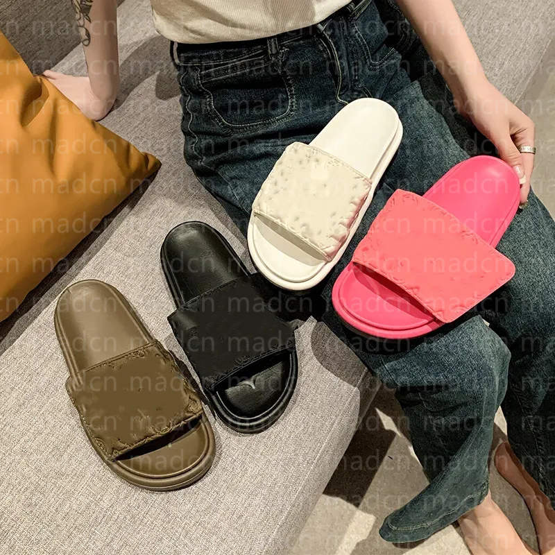 New slippers Pool sandal Pillow slides sunny luxury Designer shoe top quality fashion summer beach slipper mens womens flat shoes couples Mule gift