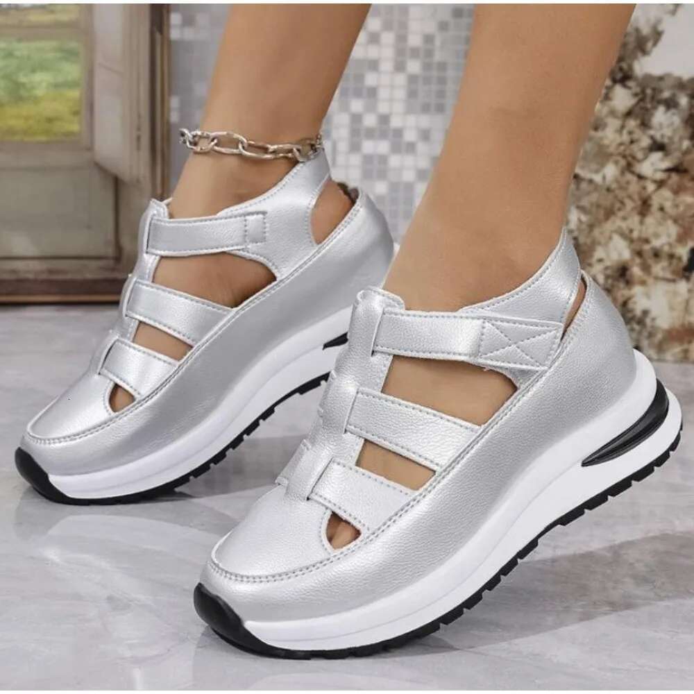 2025 New White Black Closed Toe Women's Rome Casual Sandals Women Hollow Platform Wedges Plus Size 43 Sneakers