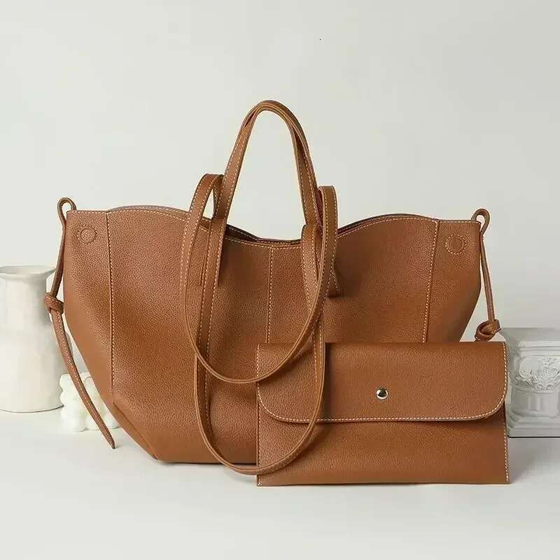 Elegant Women's Large Capacity PU Leather Tote Bag Stylish And Durable Handbag For Work, Travel, Shopping, Or Everyday Use
