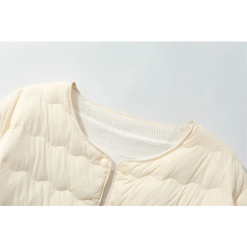 Womens Fashion Lightweight Down Jacket Trendy Cropped FallWinter Style White Duck Insulated Coat 251112