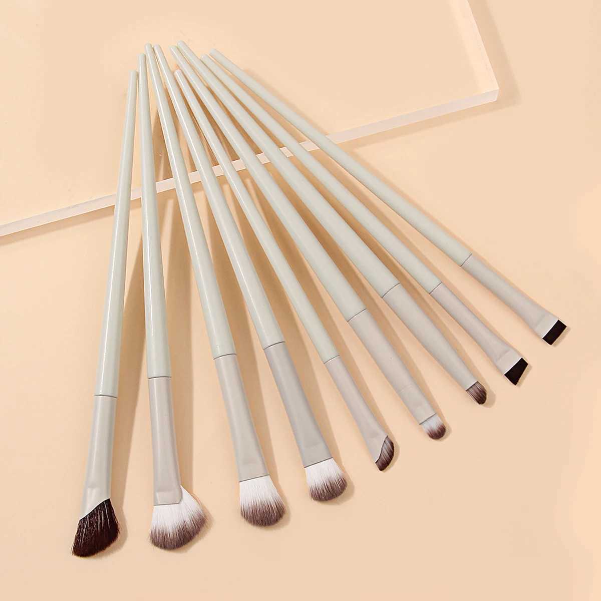 9-piece professional eye makeup brush set ultra-thin eyeliner brush Nose shadow highlight brush eye smudge brush set C251122