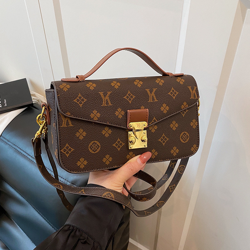 Designer Bags 2025 New Style Women's Bag Contrasting Color Retro Print Small square Bag Elegant Ladies single-shoulder crossbody bag Free shippin