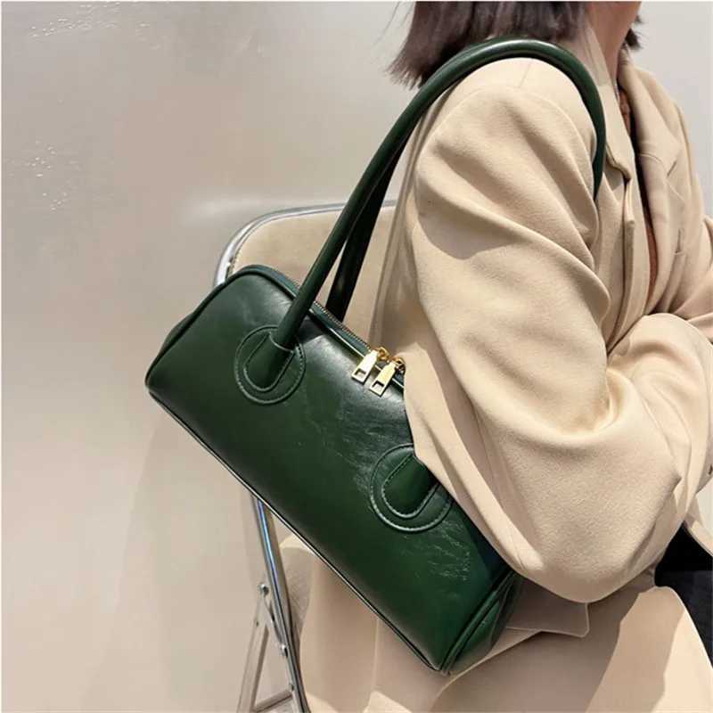 Classic Leather Handbag Retro Simple Shoulder Underarm Bag Elegant Stylish Baguette Tote Bag for Women Everyday CollocationT251122