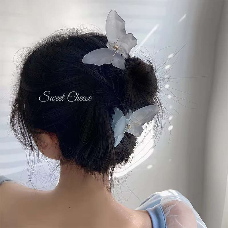 DHCollections Super Fairy Butterfly Small Backspoon Shark New Summer Clip