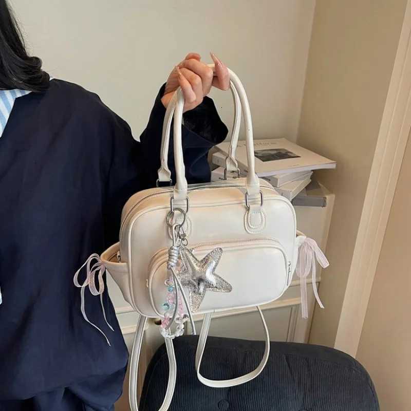 Luxury Leather Classic Handbag For Women With Large Capacity Vintage Design And Business Commuter StyleT251122