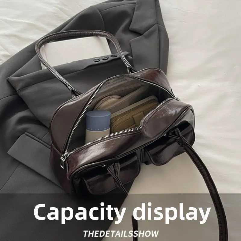 Stylish Korean Small Shoulder Bag Women Handle Bags Multi Pocket Casual Commute Fashion Simple and Casual Texture Boston BagT251122