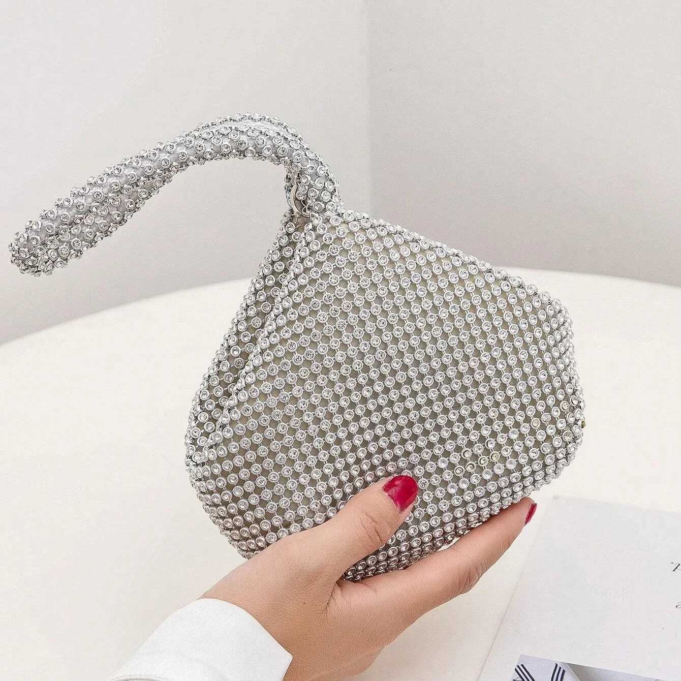 Sparkling Silver Women Mini Evening Clutch Wristlets Bag Ladies Party Wedding Bag Female Crystal Shiny Handbag and Purse K251121