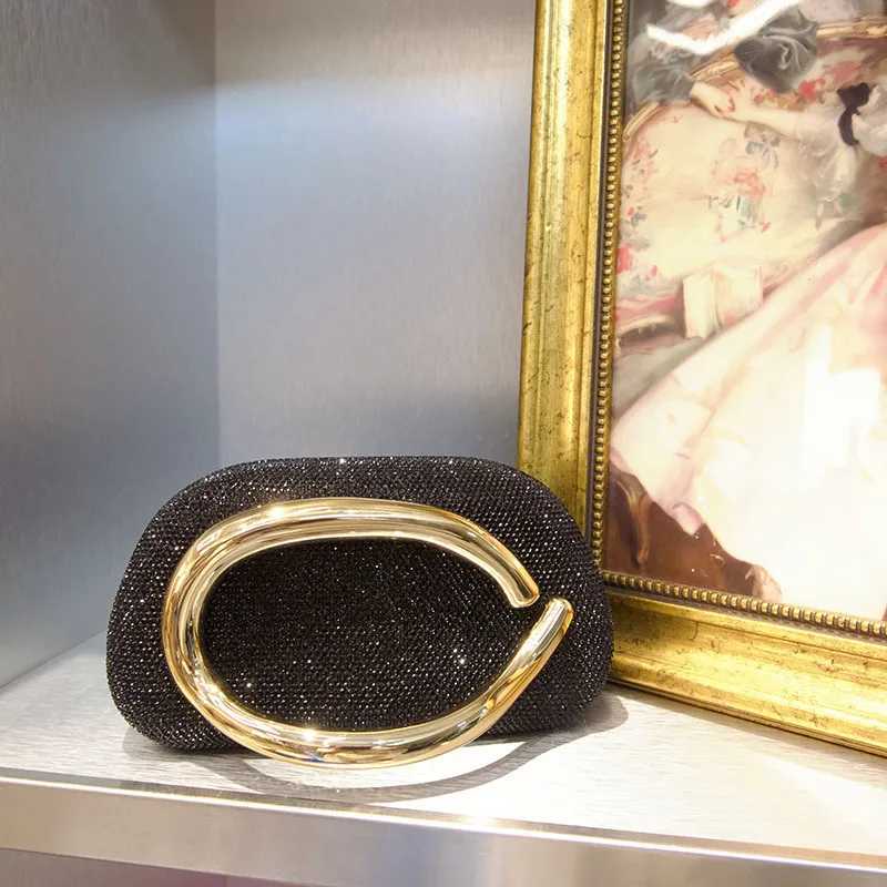 Luxury Full Diamond Evening Bag for Women Sparking Shiny Rhinestone Clutch Bag Elegant Party Banquet Wedding Party Chain Handbag K251121