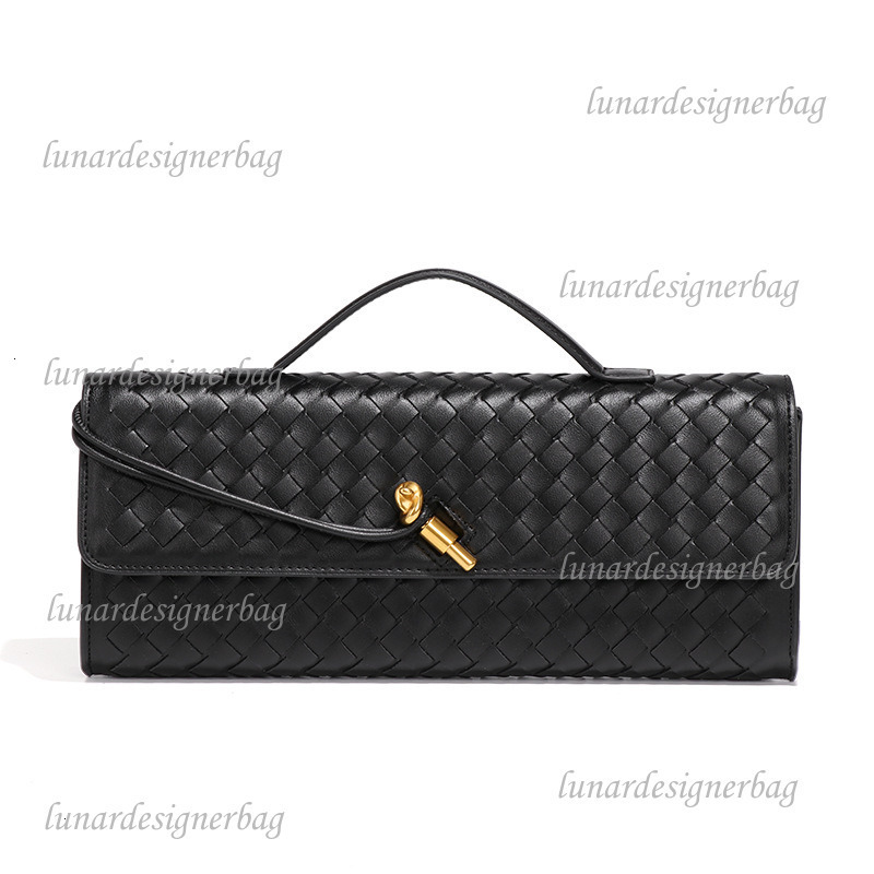 Luxury Brand Designer Purse Free Shipping Unique Niche Design Casual Fashion Purse 2025 Casual Trendy Women's Clutch Fashion Small Square Hand Bag