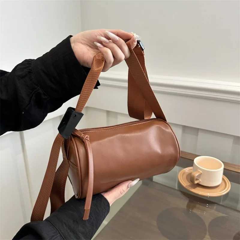 Elegant Leather Womens Shoulder Bag High-End Luxury Brand Fashionable Classic Paris Classy Artistry Vintage BagT251122