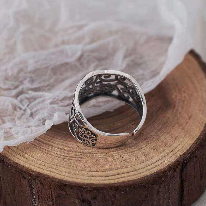 Adjustable Ring Retro Hollow Floral Design Open Band Vintage Style for Women Men Unisex Jewellery 1 Piece