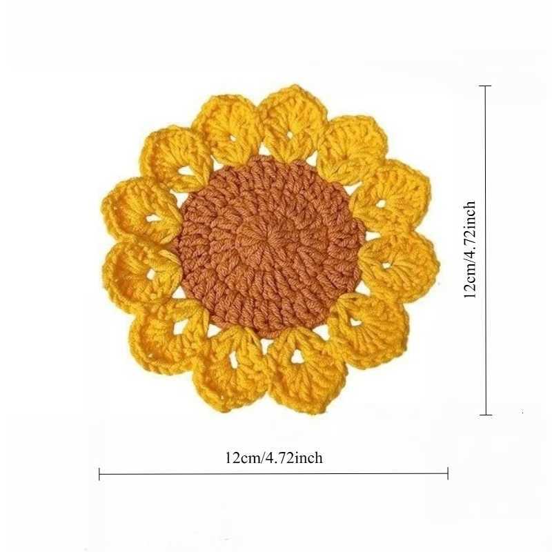 Hand-woven sunflower coaster creative home ornament thermal insulation table mat versatile holiday gift C251122