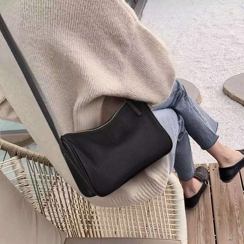 Small In Hand Women S Handbag Trend Bag Cross Body Bags Fashionable Winter Leather Shoulder For New Bag