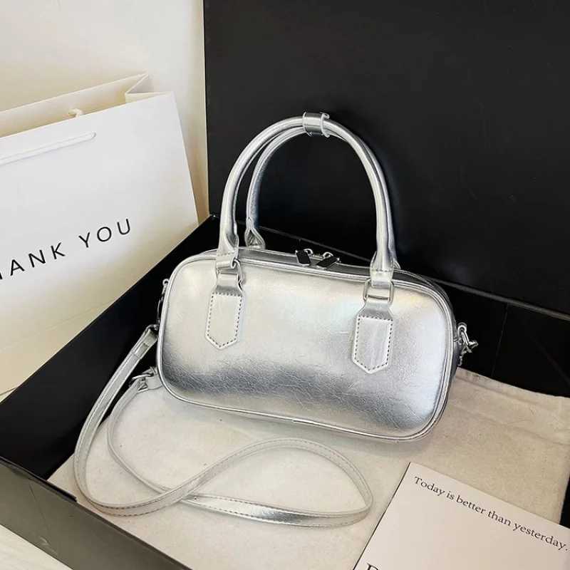 Elegant-classy 2025 New Ladies Luxury Brand Leather Hand Bag Famous Designer Vintage Popular ClassicT251122