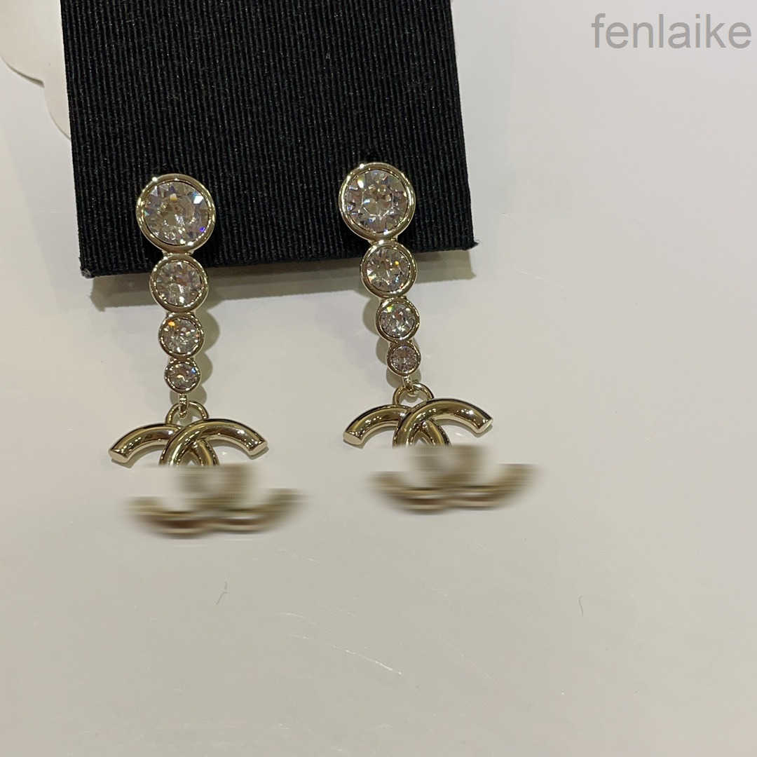 Designer Drop Earrings for Women with Rhinestone Accents Elegant and Fashionable Jewelry Accessory