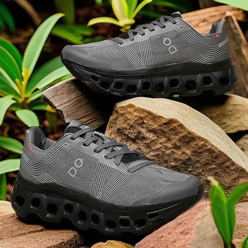 Mens featherweight runner agile and elegant equipped with anti slip mesh suitable for tennis to trail comfortC250425