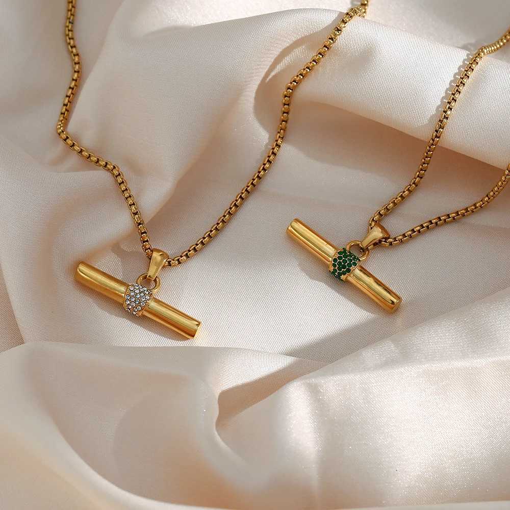 MamacitaSlay Green Clear Zircon T-Bar Pendant Necklaces 18K Gold Plated Waterproof Hypoallergenic Box Chain Necklaces for WomenT251122