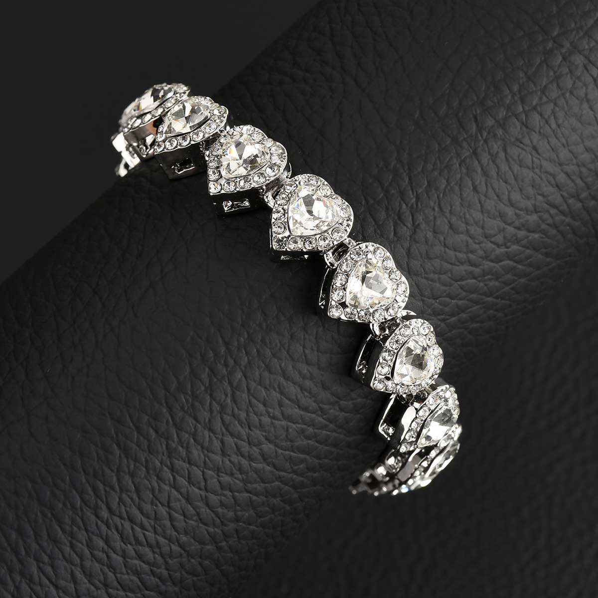 ly arrived Valentines Day high polished shiny heart Cz tennis chain necklace suitable for womens fashion jewelry gifts 241030