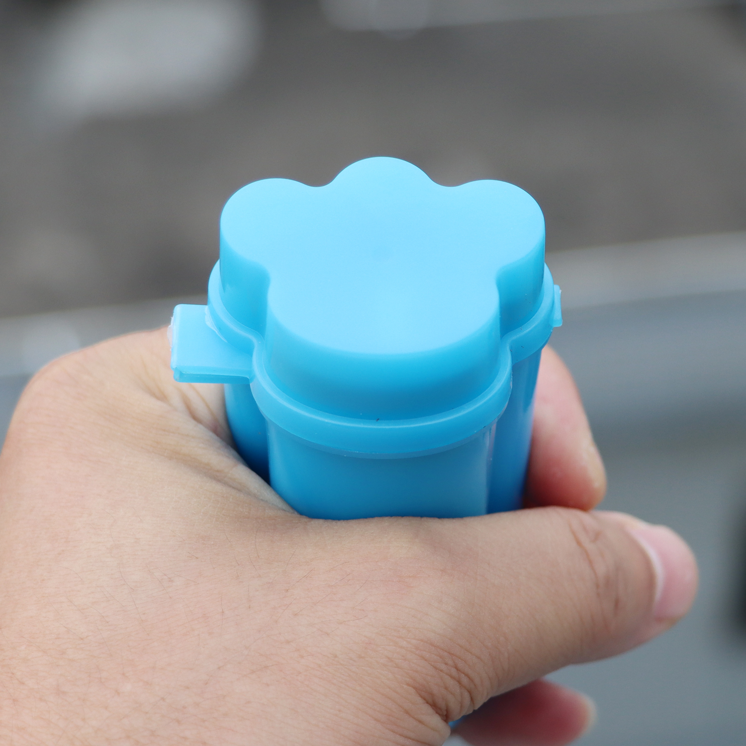 Cigarette Pre-roll Cone Holder Case with 4 Holes for Easy Storage and Carrying Around Smoking Accessories Rolled Rolling Cigarette Rolled Tobacco Roll