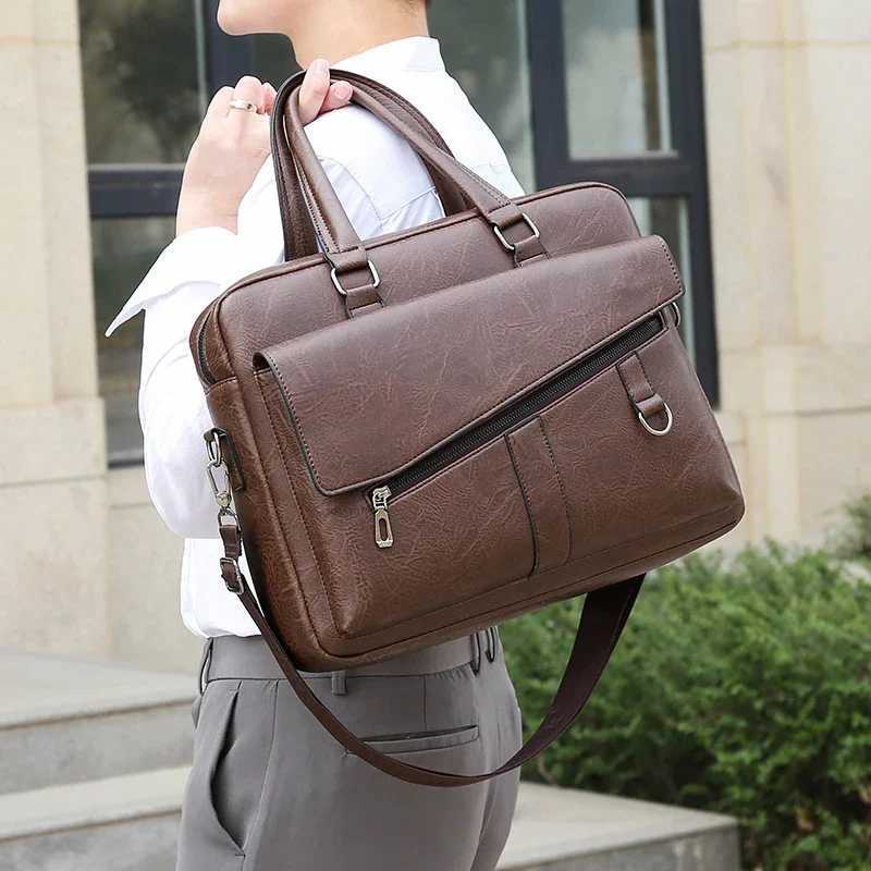 Mens briefcase PU leather handbag computer laptop document shoulder business messenger handbag cross body side bag WT136 Z250421