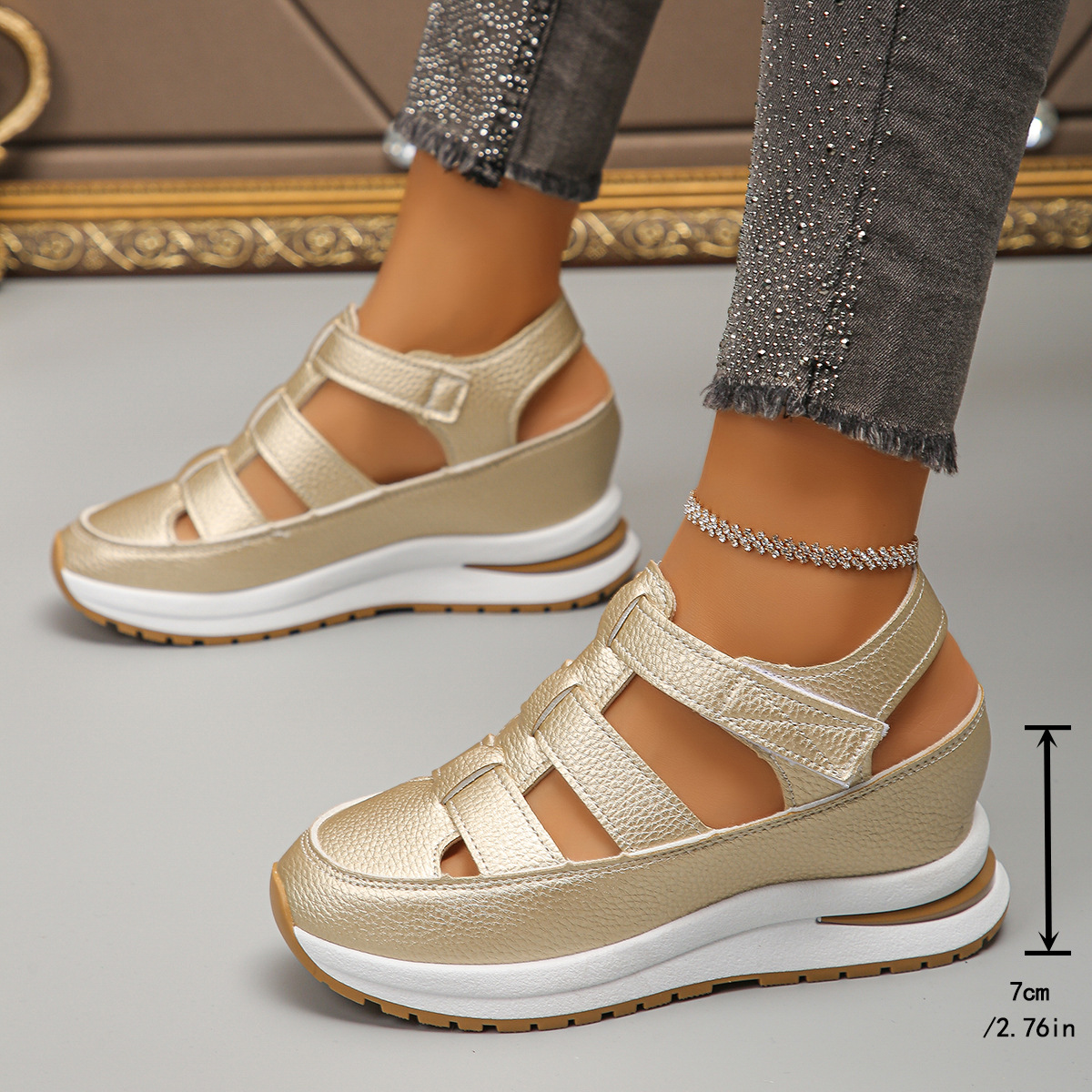 New Women Fashion Sandals Hollow-Out Wedge Platform Heel Round Toe Rubber Sole Casual Sports Shoes