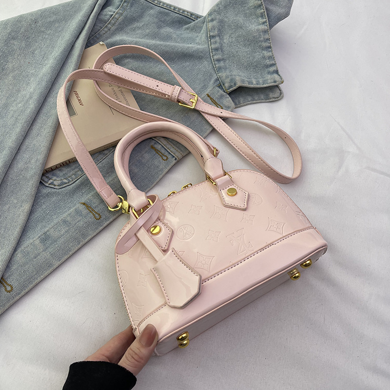 Designer Bags, foreign Trade Shell Bag 2025 New style, light luxury, high-end and stylish design, single-shoulder crossbody bag for women Free shippin