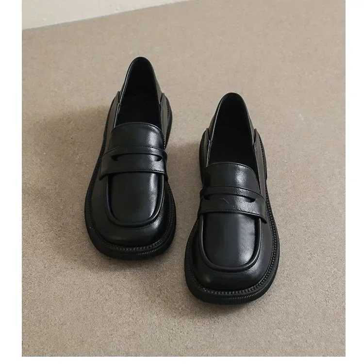 Luxury Black Leather Women Loafers Platform Slip on Shoes for Women 2024 Spring British Casual Flats Shoe Woman Low Heels 43 X251122
