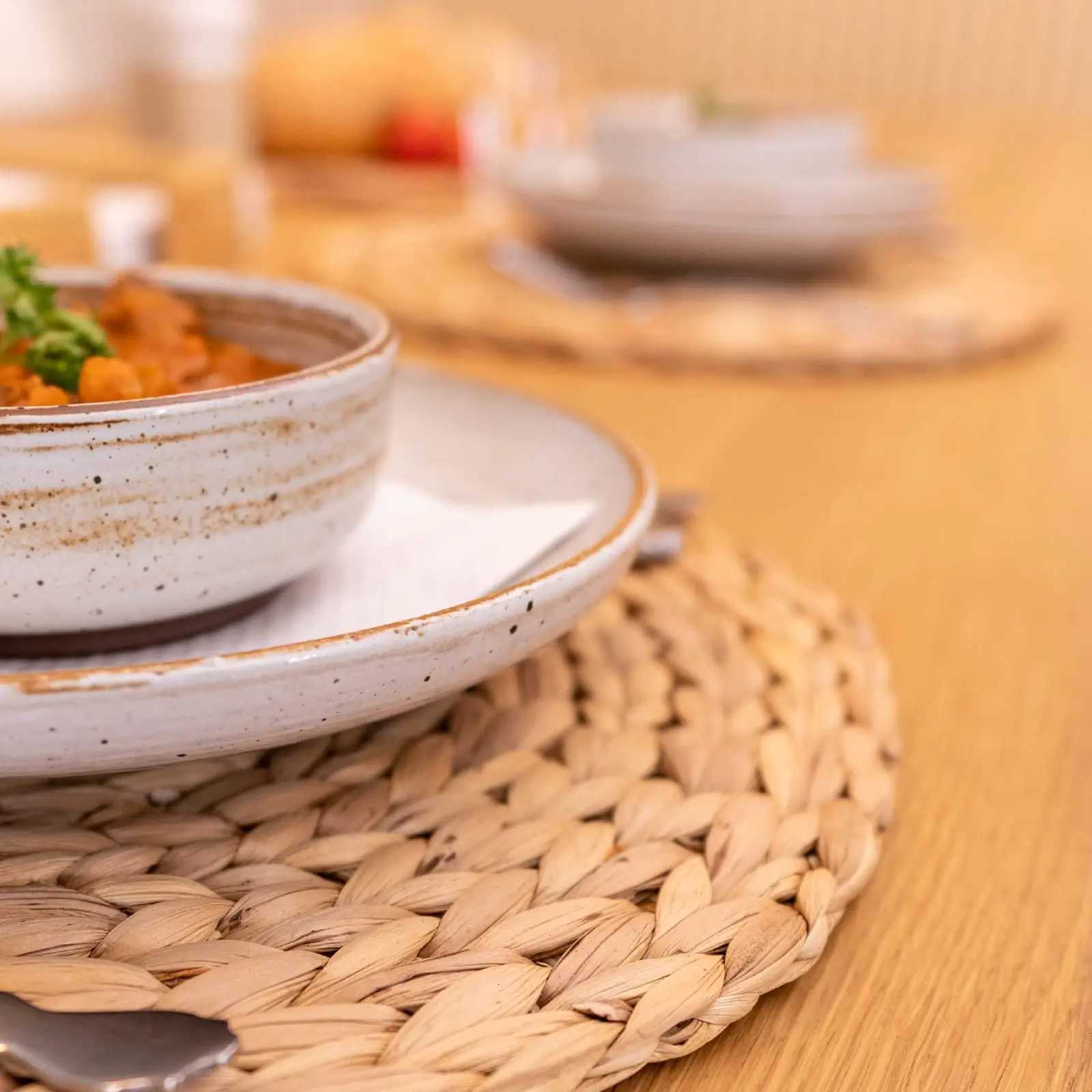 Round Woven Placemats Natural Water Hyacinth Place Mats Braided StrawTable Mats for Dining TableGarden PartyOutdoor 4 Pack C251122