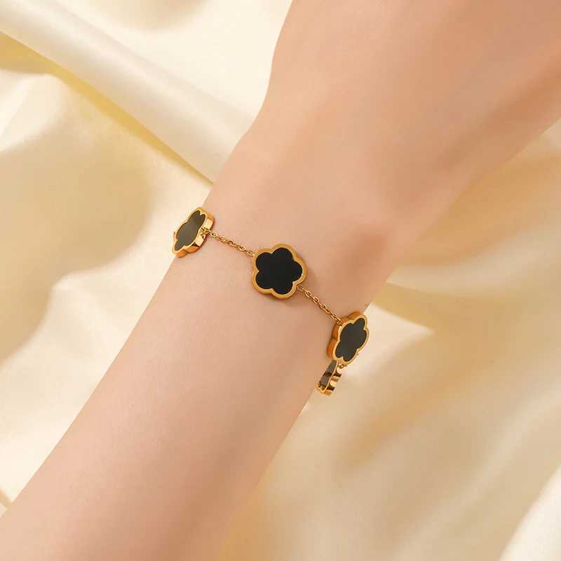 GANEMLY 316L StainlESS Steel Black Five leaf Bracelets For Women New TrenDY Waterproof Wrist Chain Jewelry Girls Gift J251122