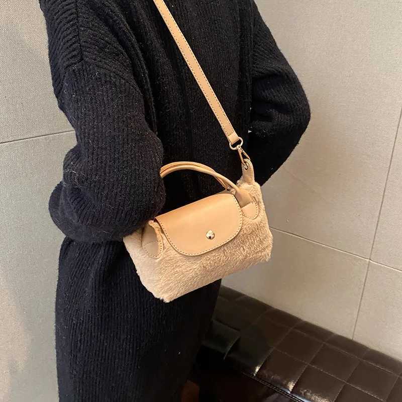Cute Autumn And Winter Plush Mini Handbag FAshion Temperament Mini Coin Purse Korean Version Versatile Crossbody Bag K251121