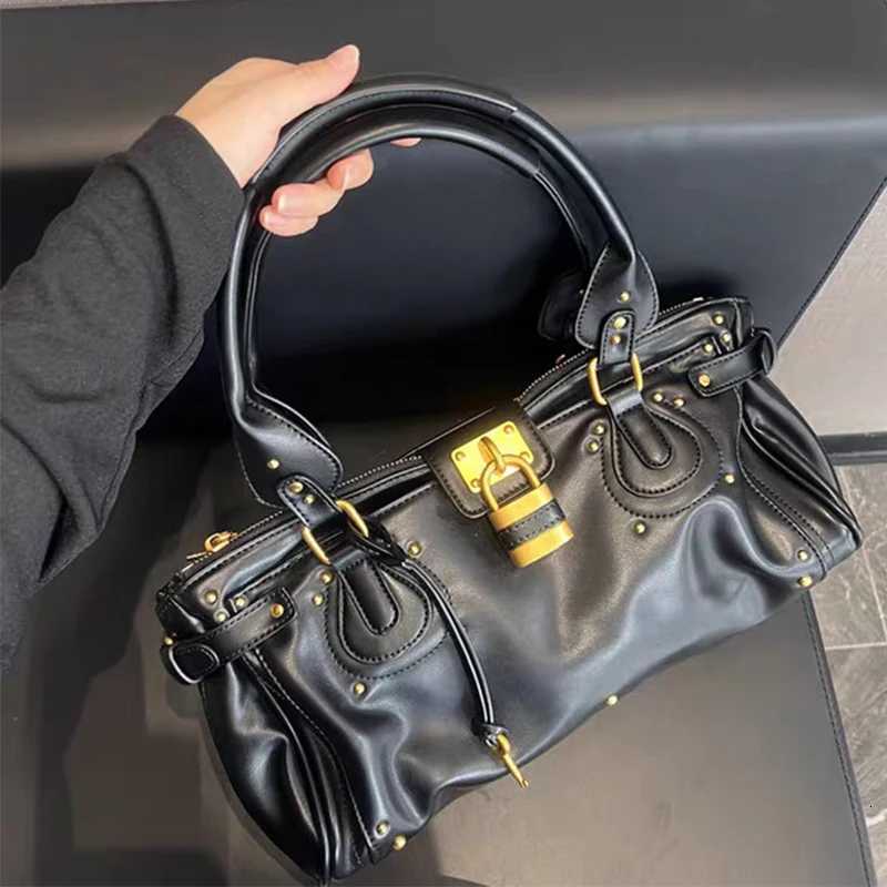 New autumn/Winter 2025 commuter handbags womens single bags handbags and gold-lock womens shoulder bags K251121