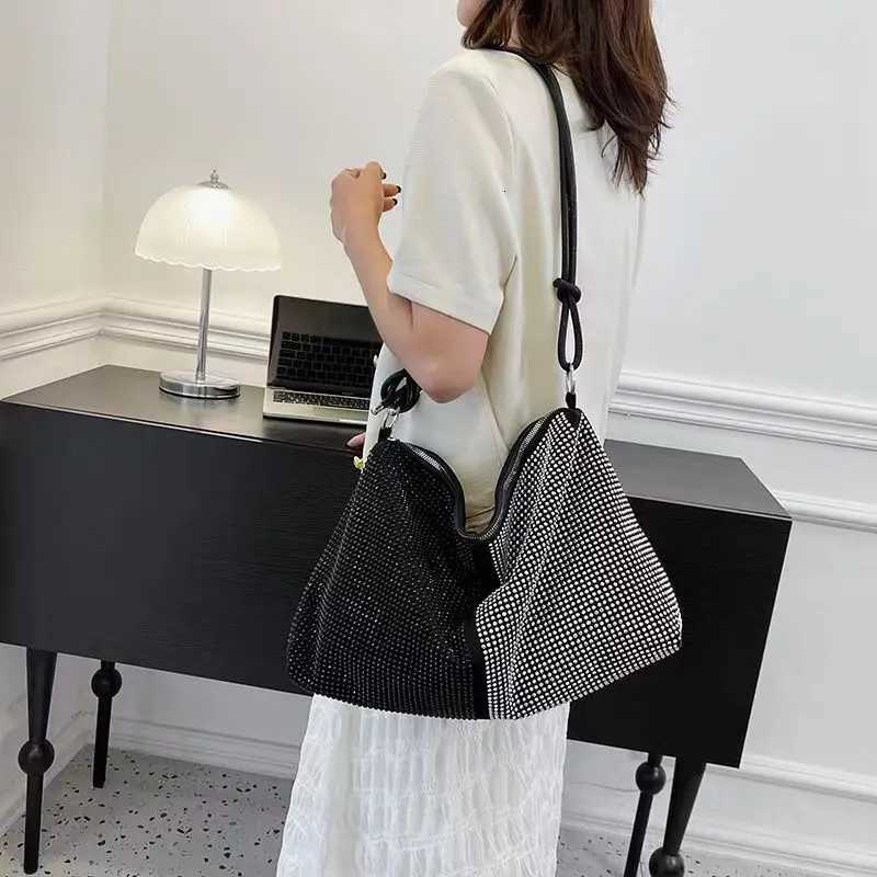 Womens Bag 2025 New Rhinestones Handbags for Women Bag Diamonds Shoulder Bags Purse Ladies Female Crossbody Bag Shining Tote K251121