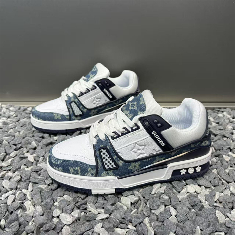 New model Casual shoes lightweight and comfortable sports shoes anti slip breathable trendy with six color options for mens board shoes