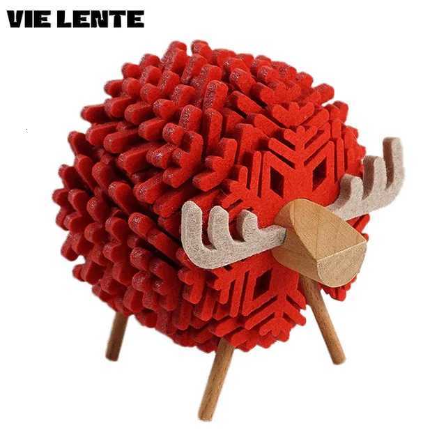 Elk Shape Drink Coasters Cup Pads Insulated Round Felt Cup Mats Creative Home Office Table Decoration Art Crafts Christmas Gift C251122