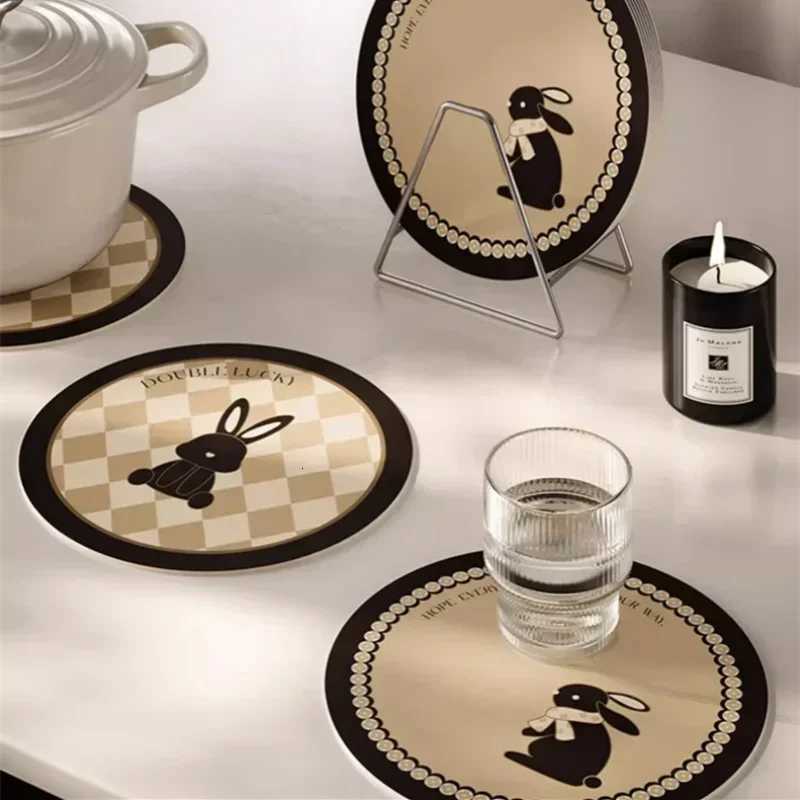 Bunny Coaster Round Vintage Coffee Cup Mats 16cm Fireproof Antiskid Mug Coasters Heat Insulation Hot Pad Dining Table Decoration C251122