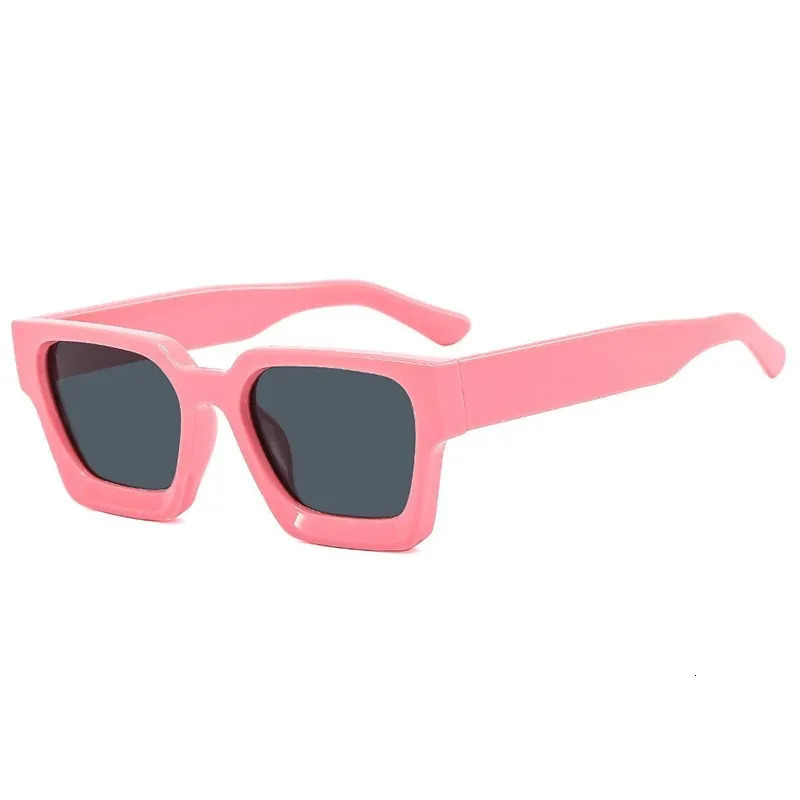 Vintage Small Square Sunglasses Men Women Retro Green Sun Glasses Unisex Ins Shades Eyewear UV400 251114